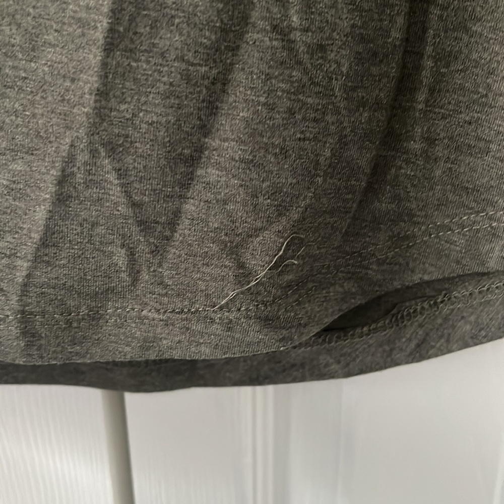 Rose & Olive T-Shirt - Picture 5 of 6